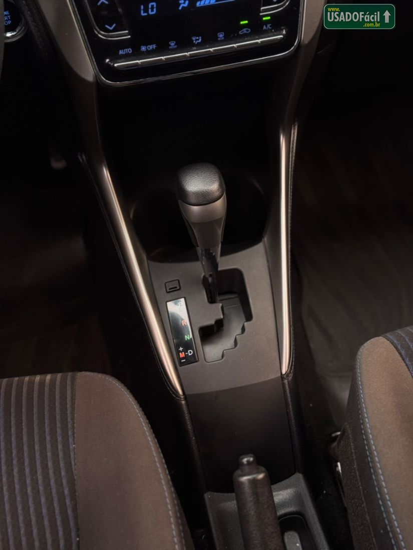 Toyota Yaris Hatch XL Plus Connect 1.5 Automático Flex 2019/2020 — foto 14 de 19