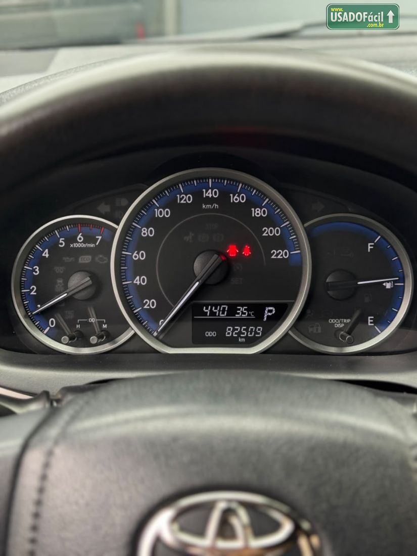 Toyota Yaris Hatch XL Plus Connect 1.5 Automático Flex 2019/2020 — foto 15 de 19