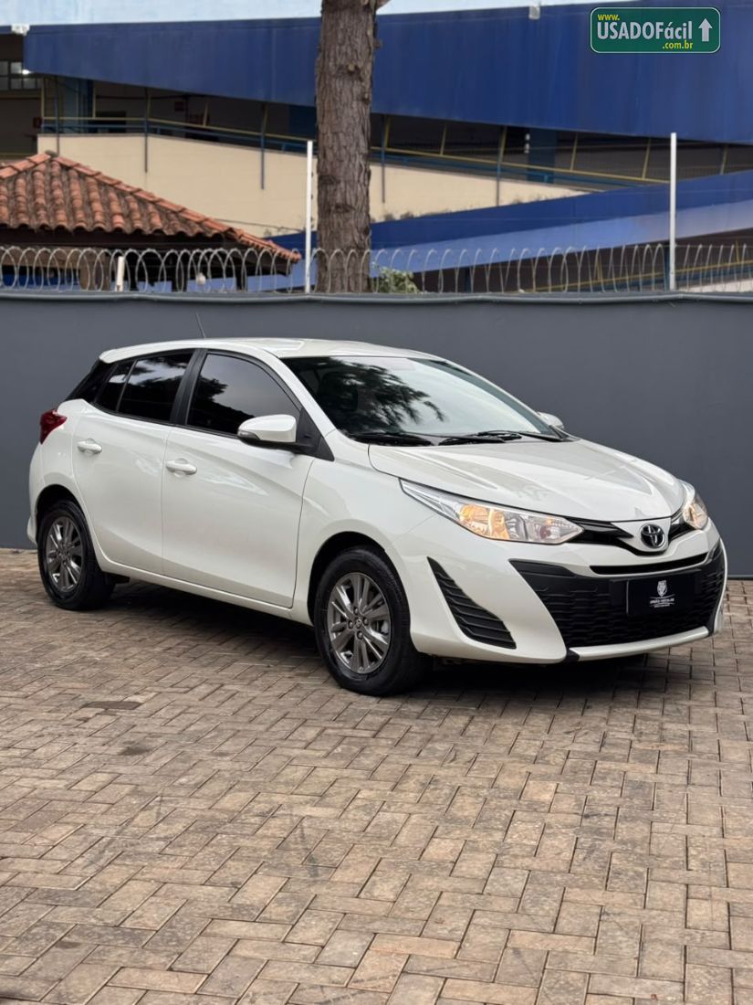 Toyota Yaris Hatch XL Plus Connect 1.5 Automático Flex 2019/2020 — foto 3 de 19