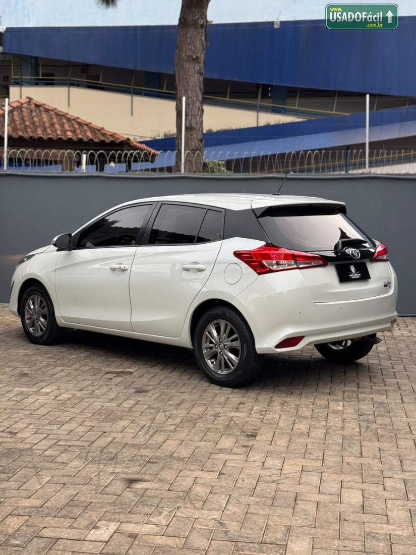 Toyota Yaris Hatch XL Plus Connect 1.5 Automático Flex 2019/2020 — foto 6 de 19