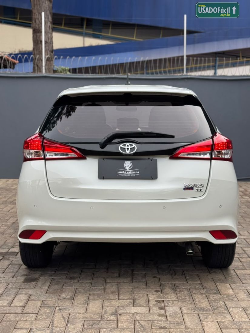 Toyota Yaris Hatch XL Plus Connect 1.5 Automático Flex 2019/2020 — foto 8 de 19