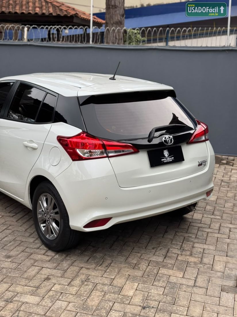 Toyota Yaris Hatch XL Plus Connect 1.5 Automático Flex 2019/2020 — foto 9 de 19