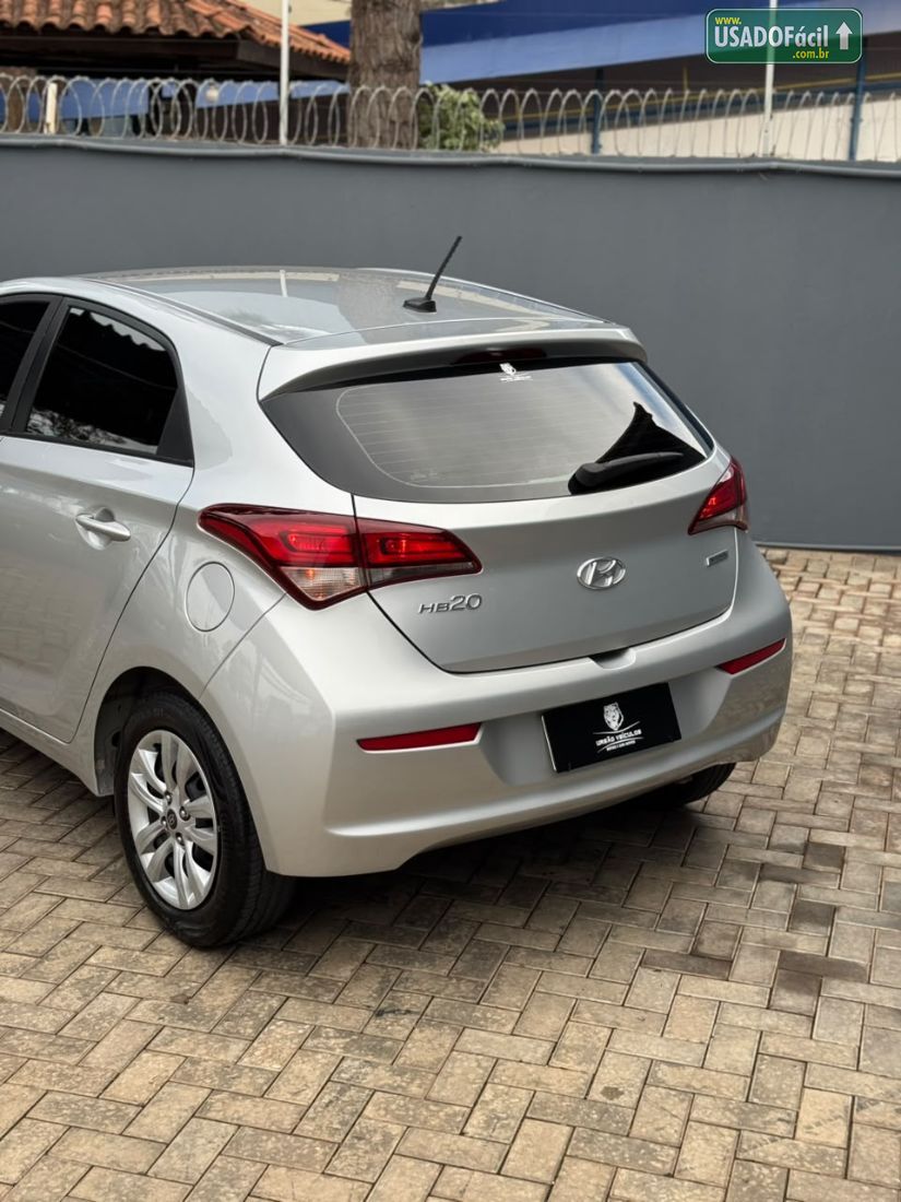 Hyundai HB20 Hatch Comfort Plus 1.6 Automático Flex 2019/2019 — foto 10 de 19