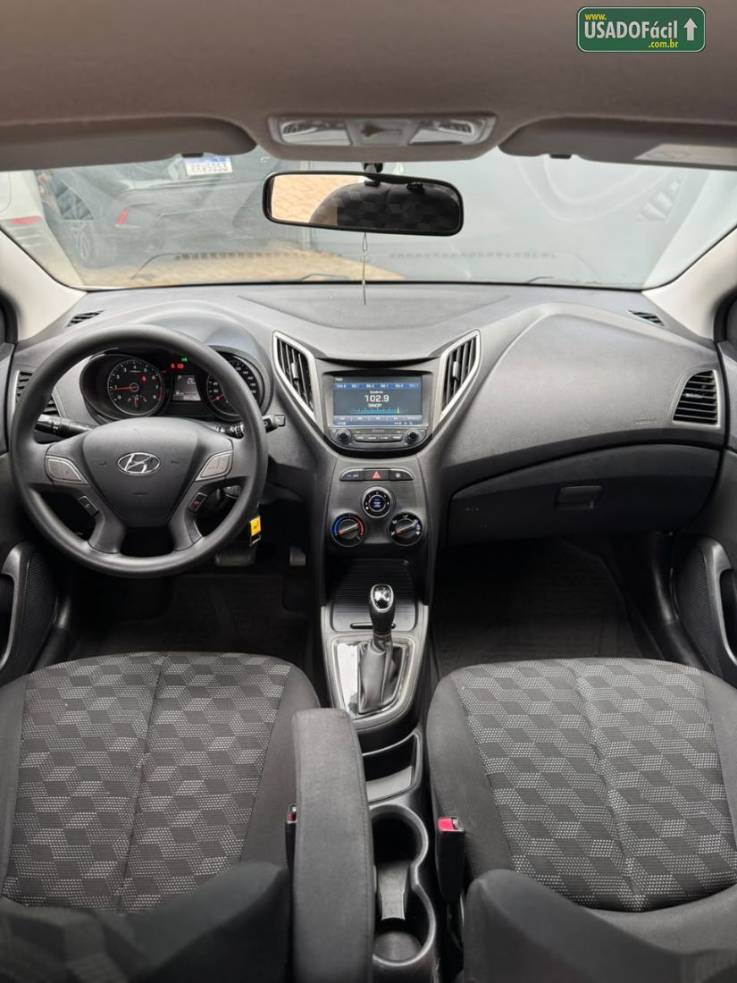 Hyundai HB20 Hatch Comfort Plus 1.6 Automático Flex 2019/2019 — foto 16 de 19