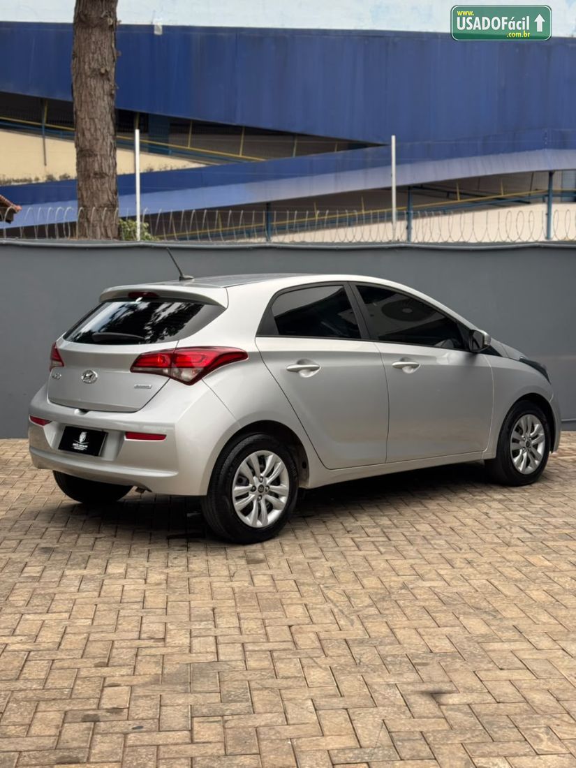 Hyundai HB20 Hatch Comfort Plus 1.6 Automático Flex 2019/2019 — foto 8 de 19