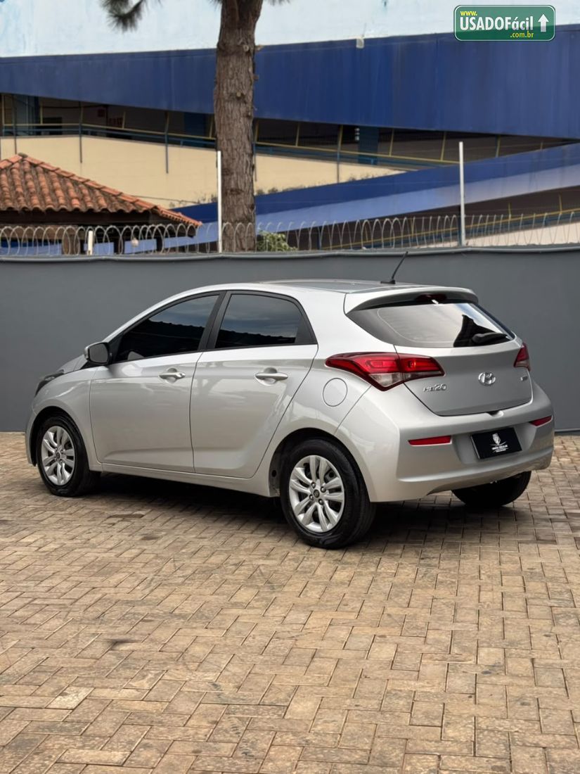 Hyundai HB20 Hatch Comfort Plus 1.6 Automático Flex 2019/2019 — foto 9 de 19