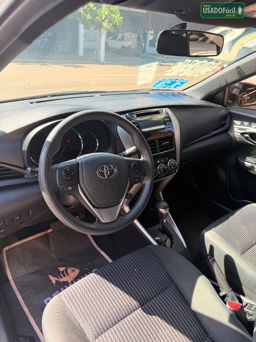 Toyota Yaris Hatch XL Live 1.3 Automático Flex 2019/2020 — foto 5 de 6