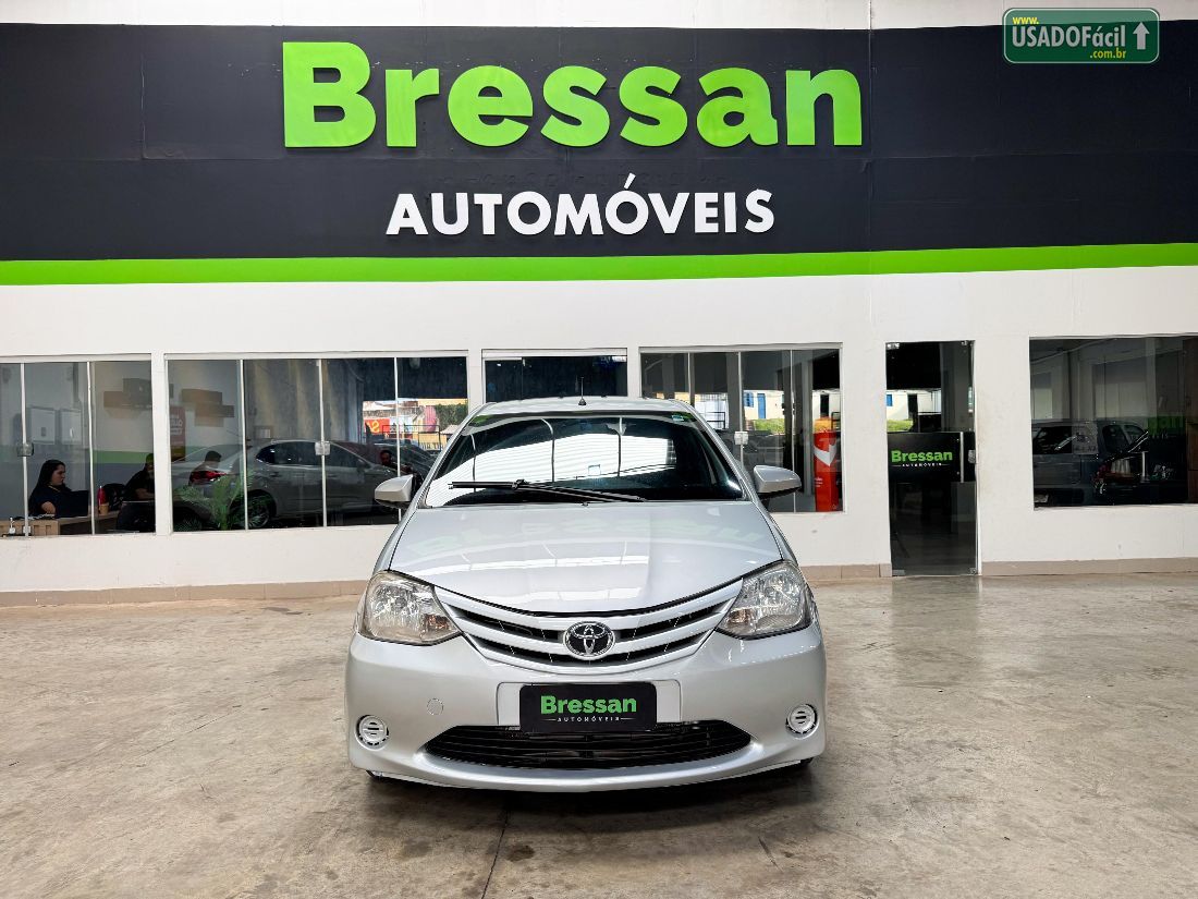 Toyota Etios Hatch X 1.3 Mecânico Flex 2015/2015 — foto 3 de 8