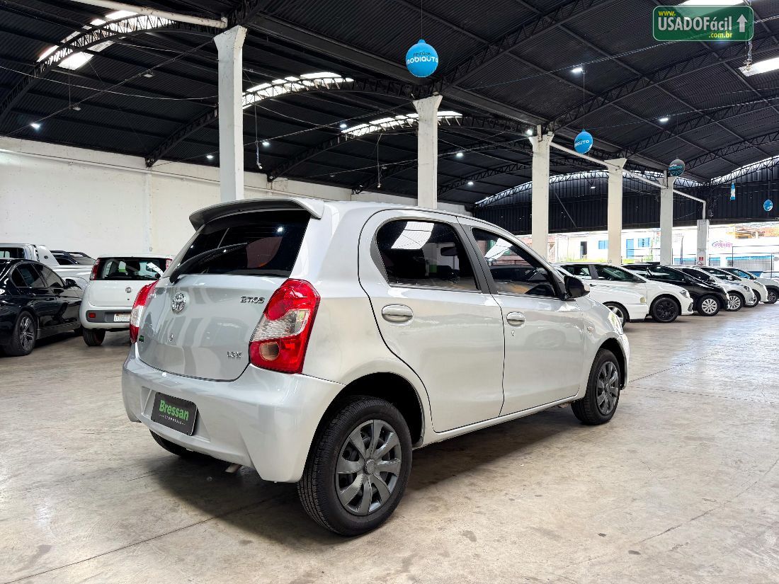 Toyota Etios Hatch X 1.3 Mecânico Flex 2015/2015 — foto 7 de 8