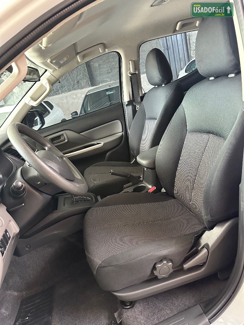 Mitsubishi L200 Triton Sport GLS CD 2.4 Automático Diesel 2023/2024 — foto 7 de 10