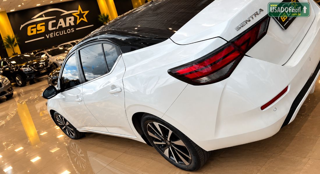 Nissan Sentra Exclusive Interior Premium 2.0 Automático 2025/2026 — foto 4 de 9