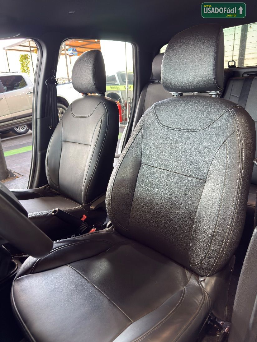 Renault Duster Oroch Intense 1.6 16V Mecânico Flex 2022/2023 — foto 10 de 12