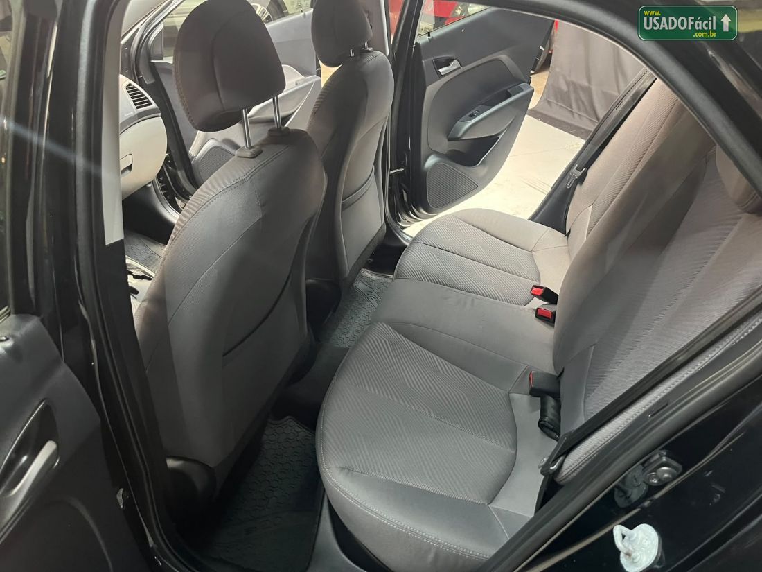 Hyundai HB20X Hatch Premium 1.6 Automático Flex 2013/2014 — foto 16 de 16