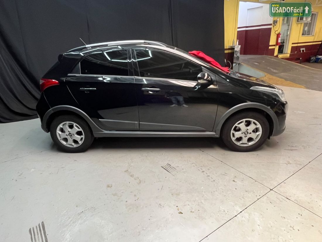 Hyundai HB20X Hatch Premium 1.6 Automático Flex 2013/2014 — foto 8 de 16