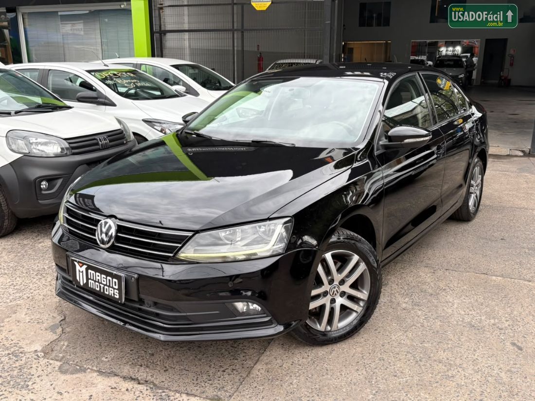 Volkswagen Jetta Comfortline 1.4 TSI Automático 2016/2017 — foto 3 de 13