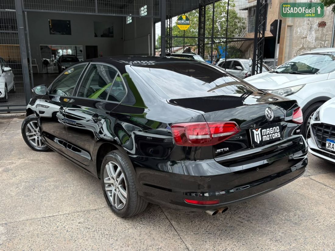 Volkswagen Jetta Comfortline 1.4 TSI Automático 2016/2017 — foto 6 de 13