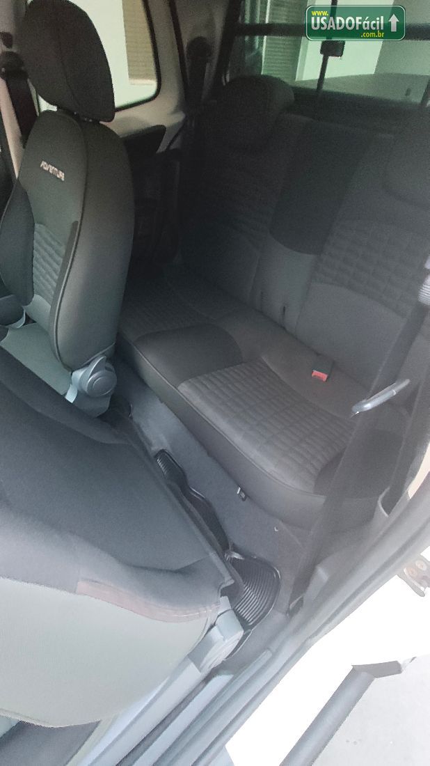 Fiat Strada Adventure CD 1.8 Flex 2014/2014 — foto 10 de 10