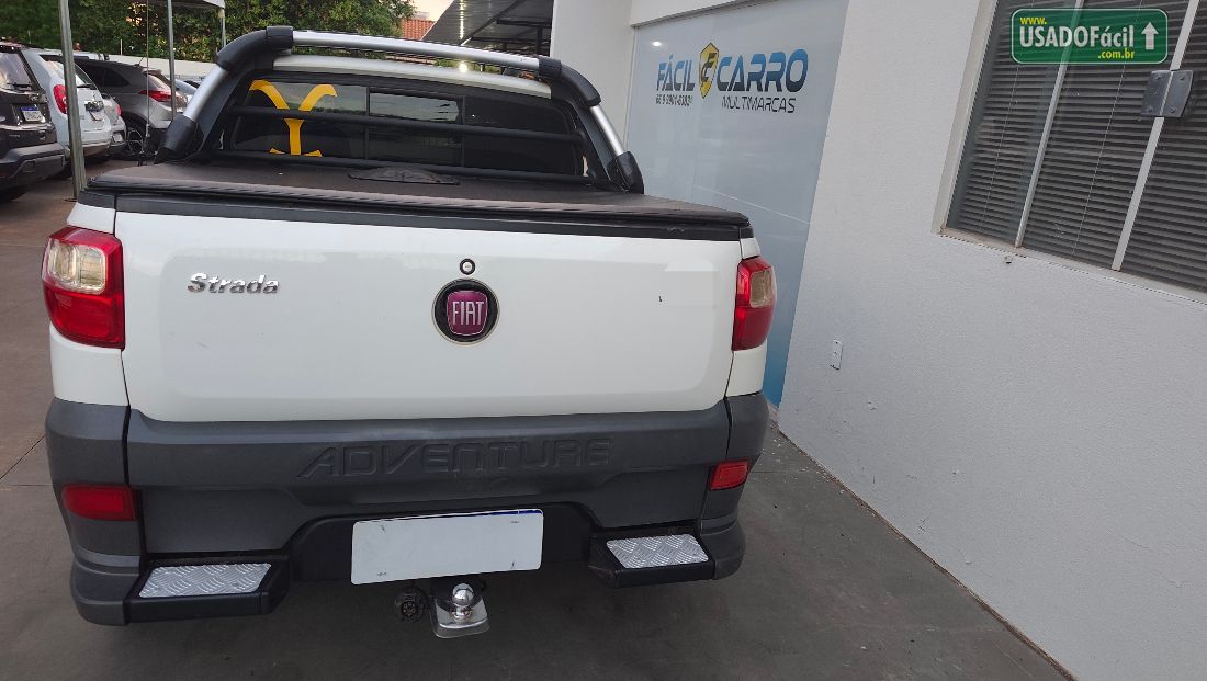 Fiat Strada Adventure CD 1.8 Flex 2014/2014 — foto 4 de 10