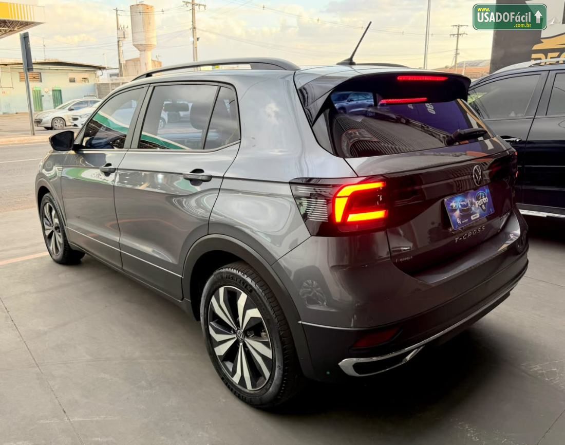 Volkswagen T-Cross Comfortline 200 TSI 1.0 Automático Flex 2021/2022 — foto 4 de 15