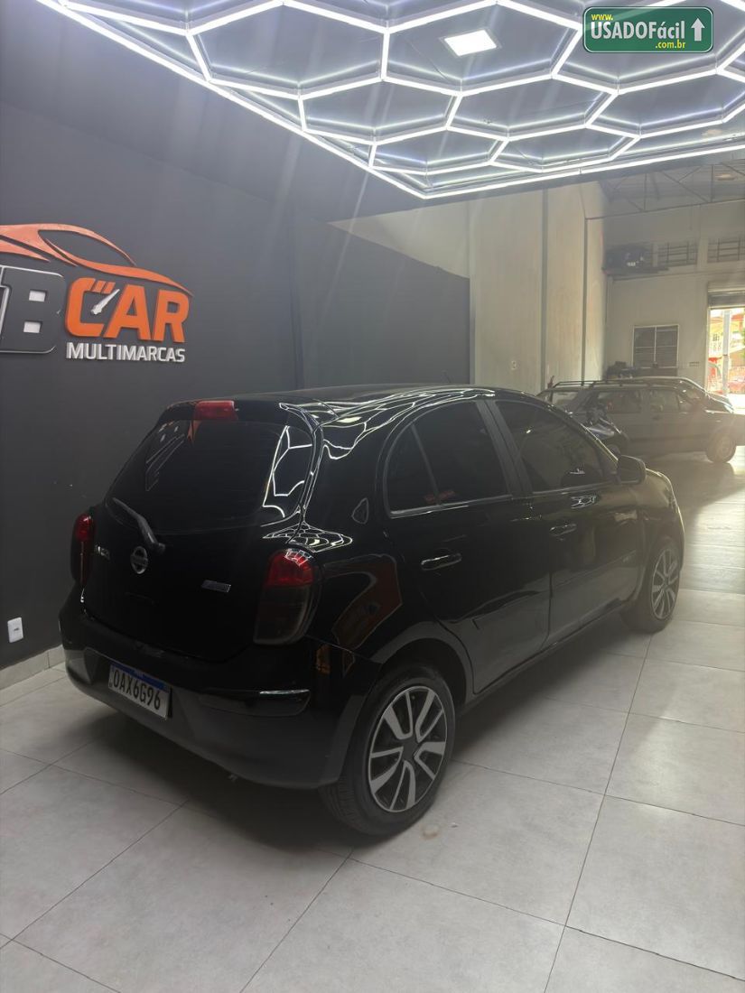 Nissan March SV 1.6 Flex Fuel 2011/2012 — foto 4 de 6