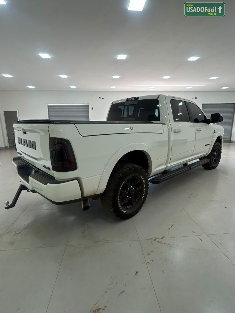 RAM Ram 3500 Laramie CD 6.7 Turbo 4x4 Diesel 2022/2022 — foto 10 de 15