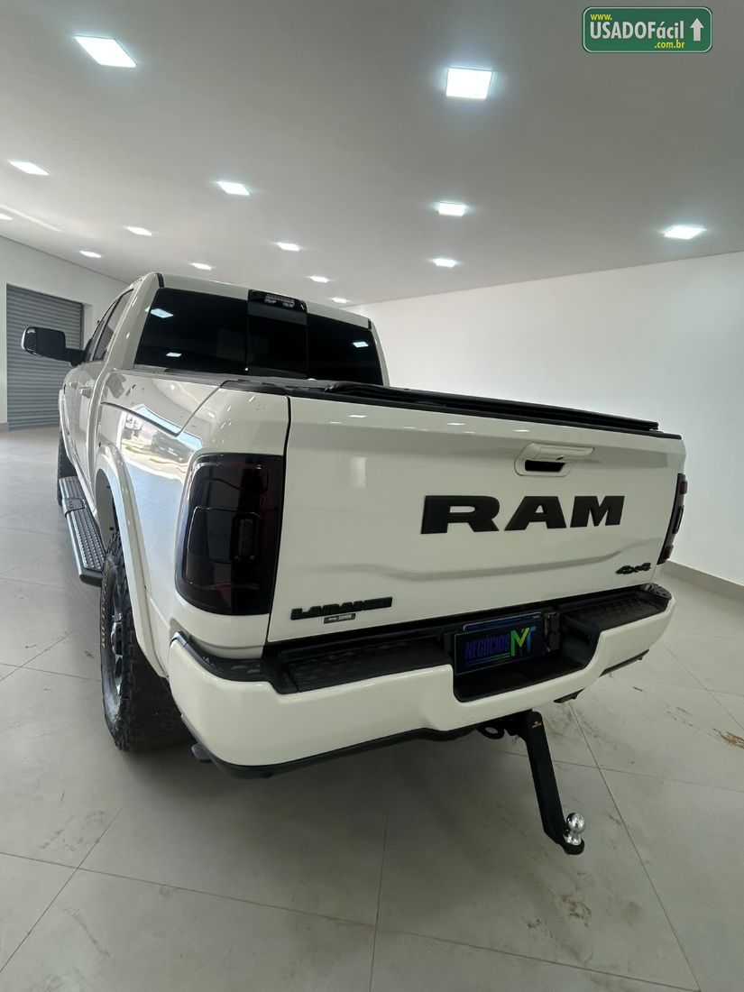 RAM Ram 3500 Laramie CD 6.7 Turbo 4x4 Diesel 2022/2022 — foto 5 de 15