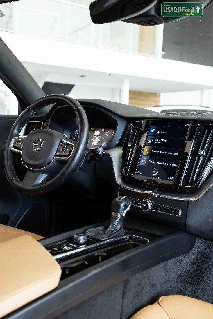 Volvo Volvo XC 60 D-5 Momentum 2.0 AWD Diesel 5P 2019/2020 — foto 3 de 18