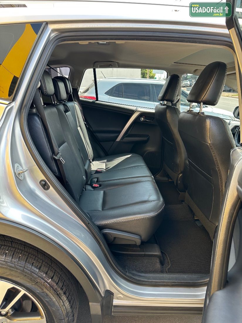 Toyota RAV4 2.0 4x2 Automático 2018/2018 — foto 9 de 12