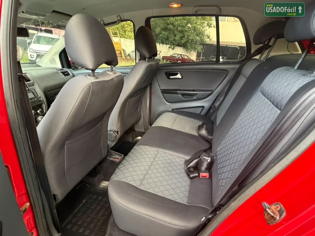 Volkswagen Fox Trendline 1.0 4P Flex 2016/2017 — foto 7 de 12
