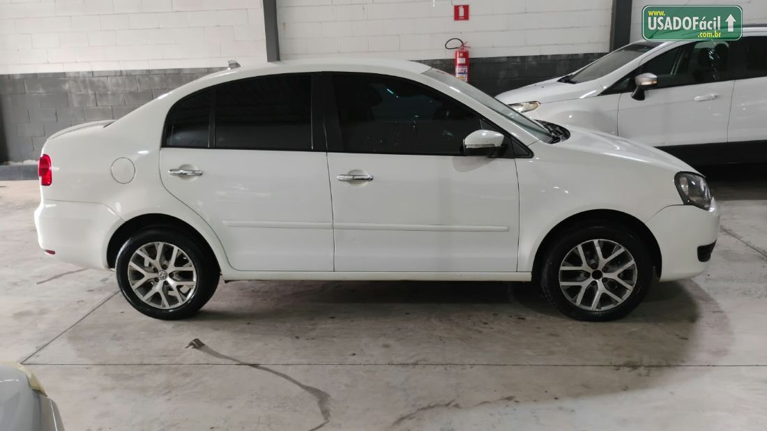 Volkswagen Polo Sedan 1.6 Mi Total Flex 2011/2012 — foto 5 de 18