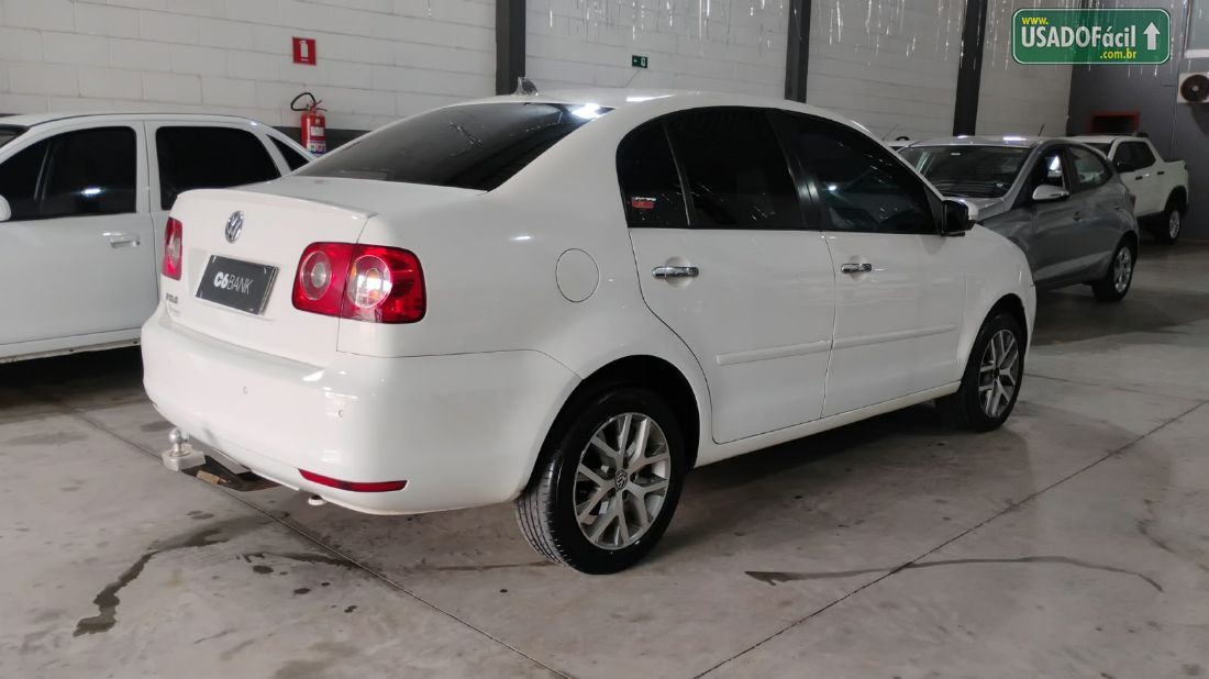 Volkswagen Polo Sedan 1.6 Mi Total Flex 2011/2012 — foto 7 de 18