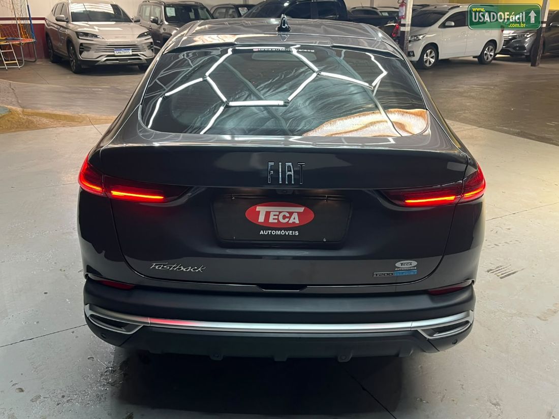 Fiat Fastback Audace 200 Turbo Automático Híbri­do 2025/2026 — foto 6 de 18