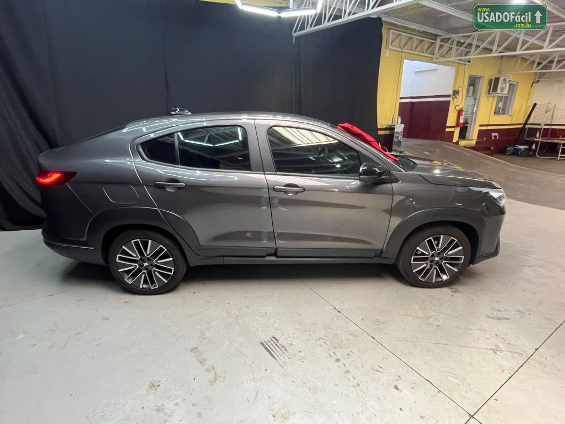 Fiat Fastback Audace 200 Turbo Automático Híbri­do 2025/2026 — foto 9 de 18