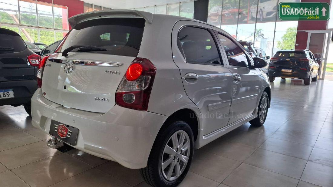 TOYOTA ETIOS hatch 1.5 flex 2017/2018 — foto 4 de 10