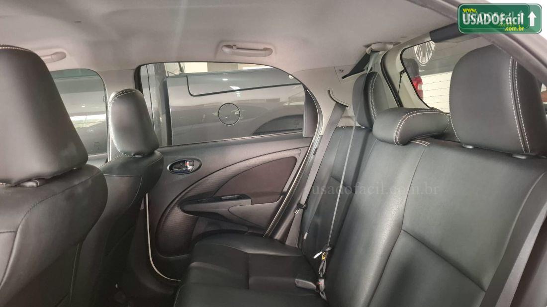 TOYOTA ETIOS hatch 1.5 flex 2017/2018 — foto 10 de 10