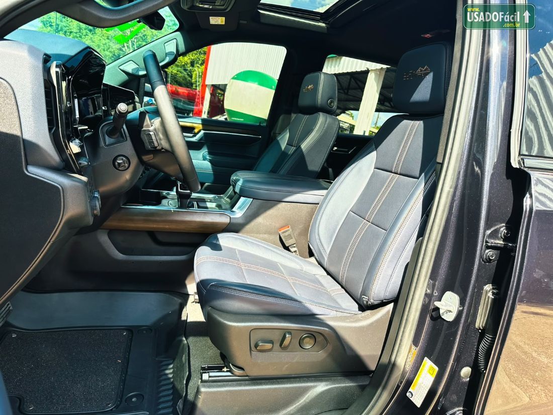 CHEVROLET/GM Silverado High Country 5.3 V8 AWD Automático 2023/2024 — foto 6 de 18