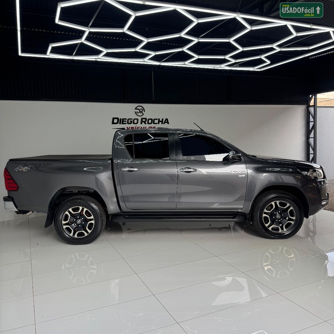 Toyota Hilux SRV CD 2.7 4x4 Automático Flex 2021/2021 — foto 7 de 20