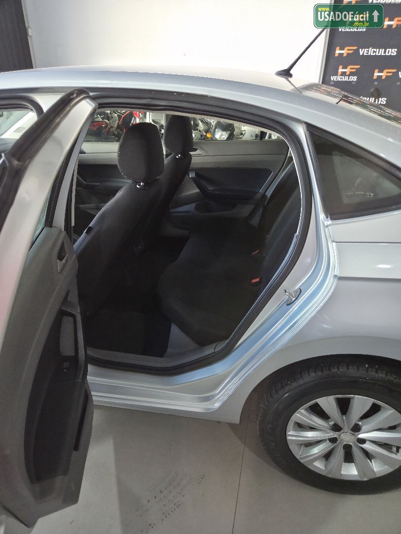 Volkswagen Virtus Comfortline 200 TSI Automático Flex 2018/2018 — foto 7 de 10