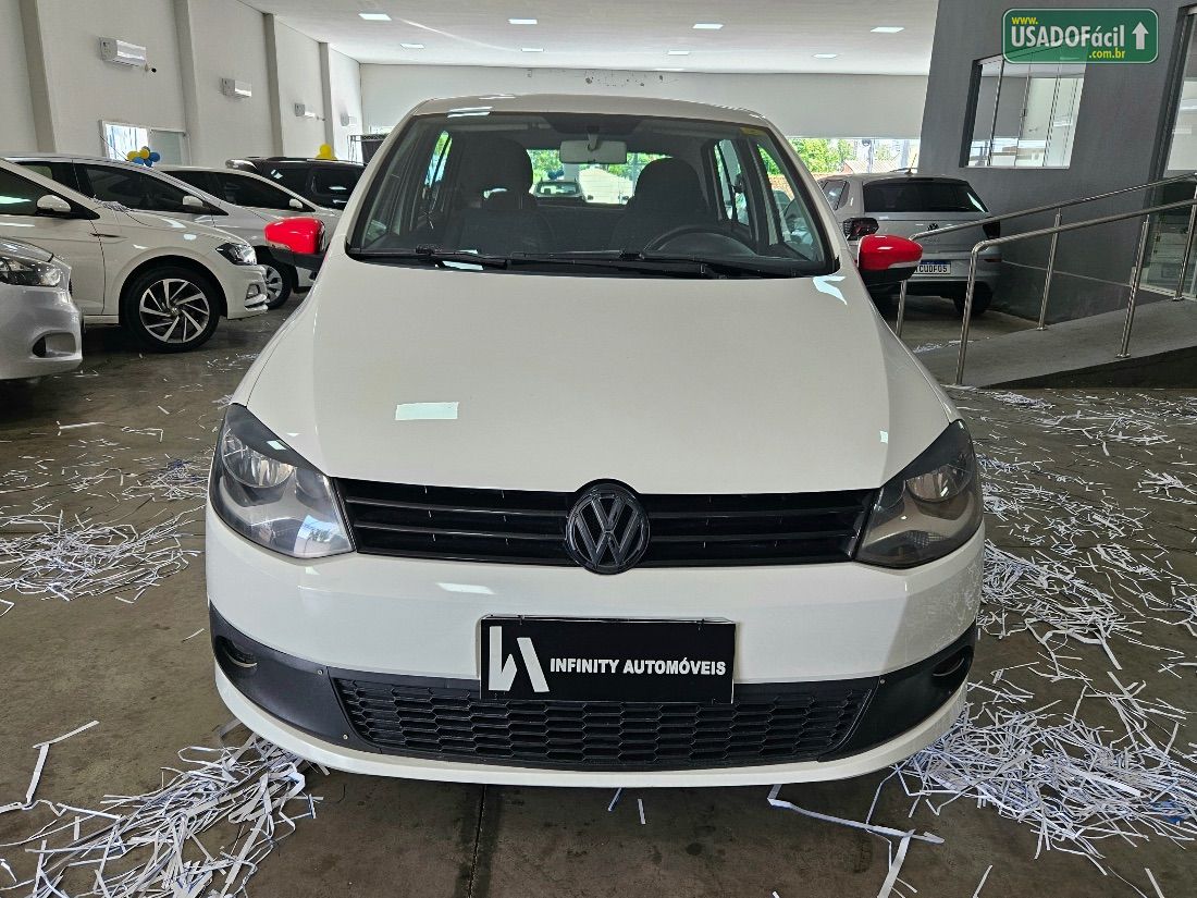 Volkswagen Fox 1.0 Mi 4P Total Flex 2013/2014 — foto 2 de 18
