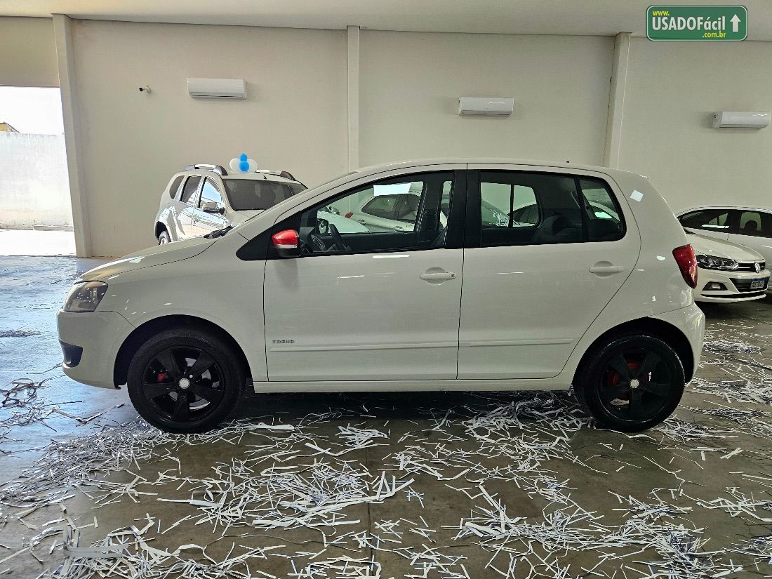 Volkswagen Fox 1.0 Mi 4P Total Flex 2013/2014 — foto 8 de 18