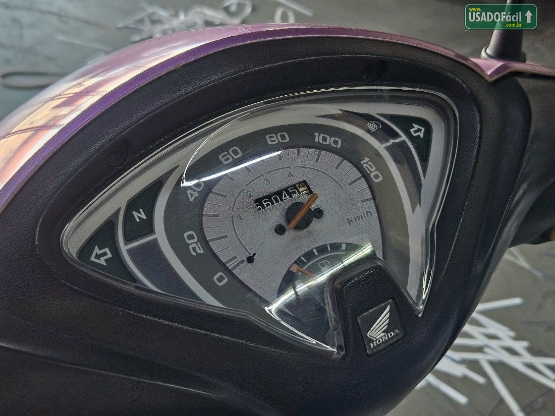 Honda C 100 Biz ES 2012/2013 — foto 8 de 8