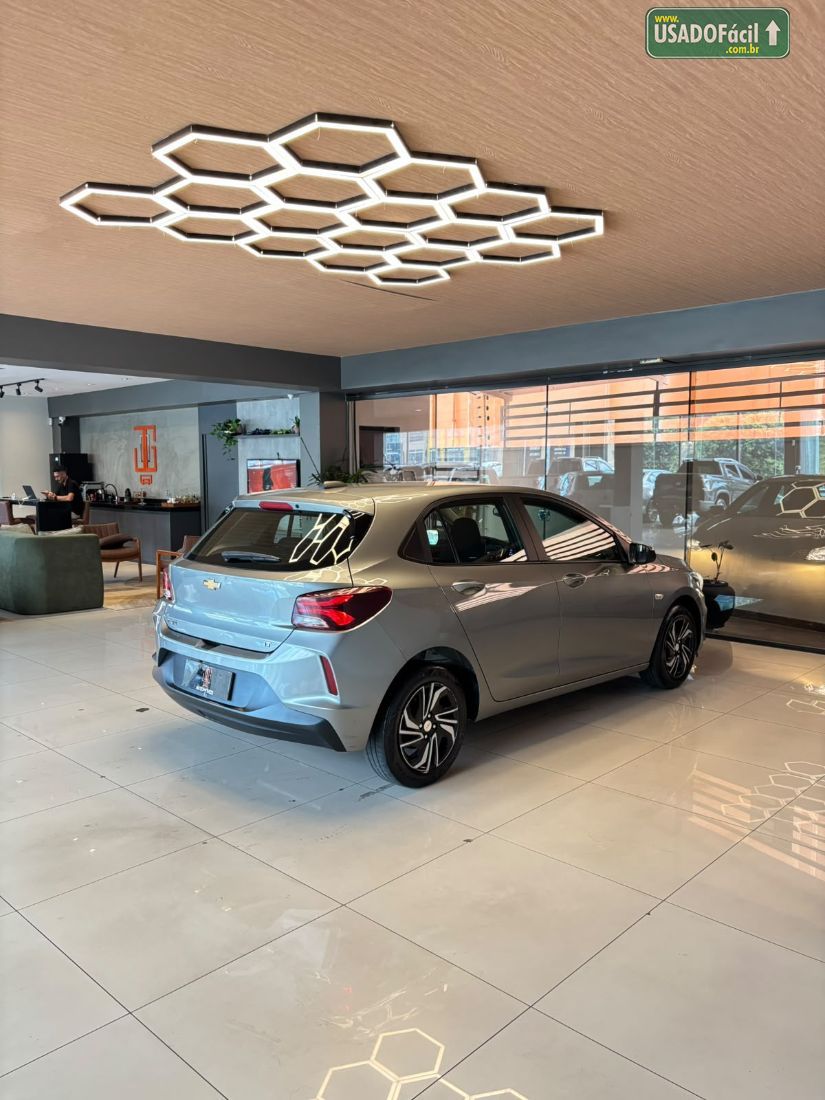 CHEVROLET/GM Onix Hatch LT 1.0 Mecânico Flex 2024/2025 — foto 6 de 11