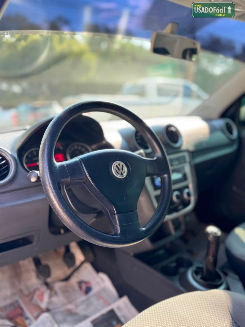 Volkswagen Voyage 1.0 Total Flex 2012/2013 — foto 10 de 12