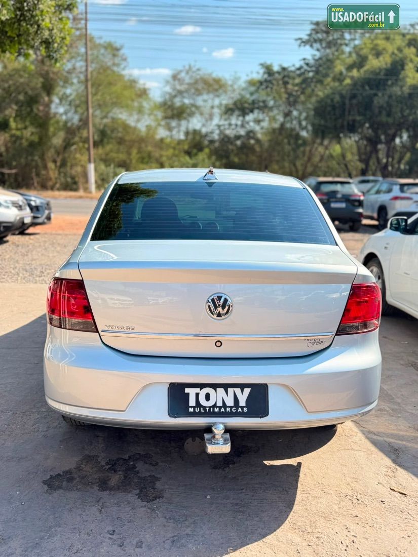 Volkswagen Voyage 1.0 Total Flex 2012/2013 — foto 5 de 12