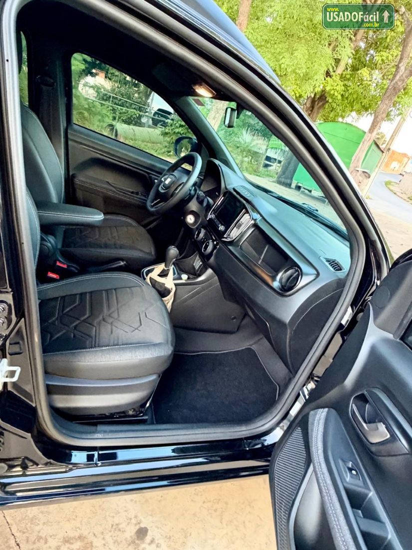 Fiat Strada Volcano CD 1.3 Automático Flex 2026/2026 — foto 18 de 26