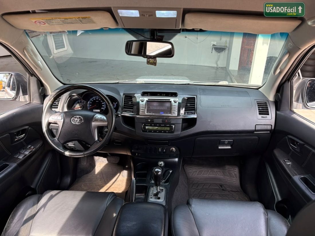 TOYOTA Hilux SW4 SRV 3.0 4x4 TDI Automático Diesel 2015/2015 — foto 11 de 20
