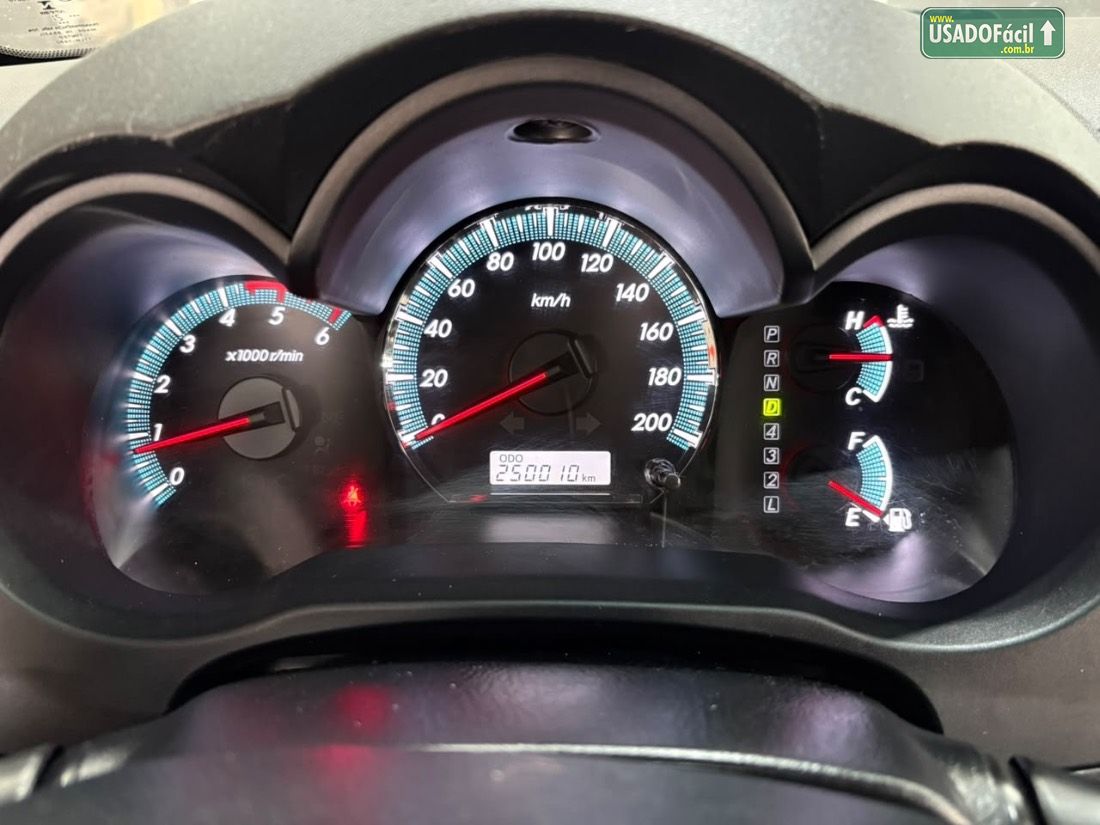 TOYOTA Hilux SW4 SRV 3.0 4x4 TDI Automático Diesel 2015/2015 — foto 19 de 20