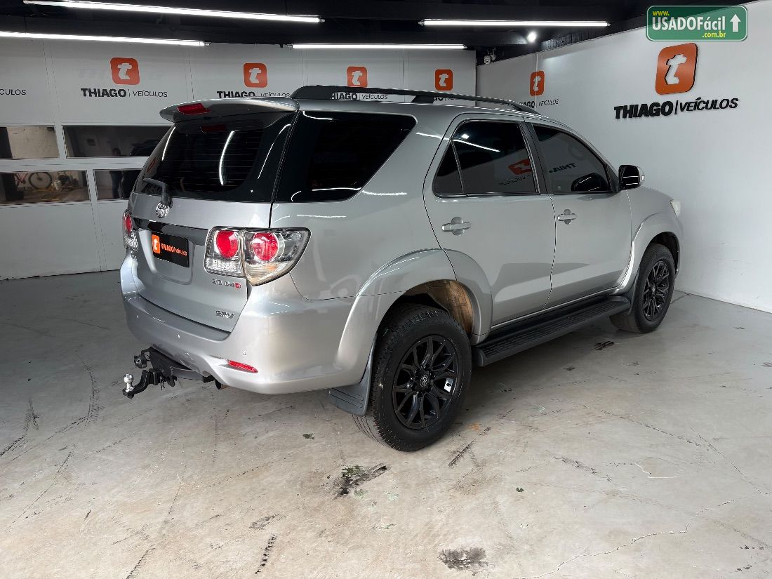 TOYOTA Hilux SW4 SRV 3.0 4x4 TDI Automático Diesel 2015/2015 — foto 6 de 20