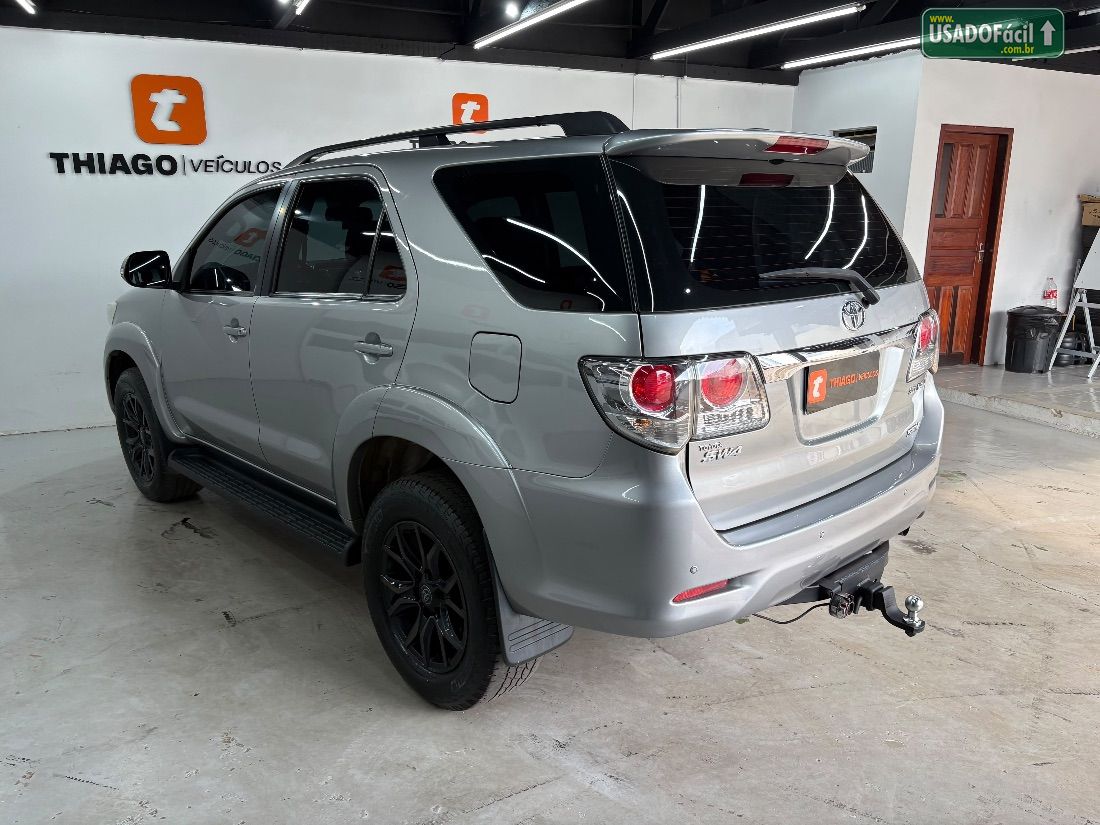 TOYOTA Hilux SW4 SRV 3.0 4x4 TDI Automático Diesel 2015/2015 — foto 7 de 20