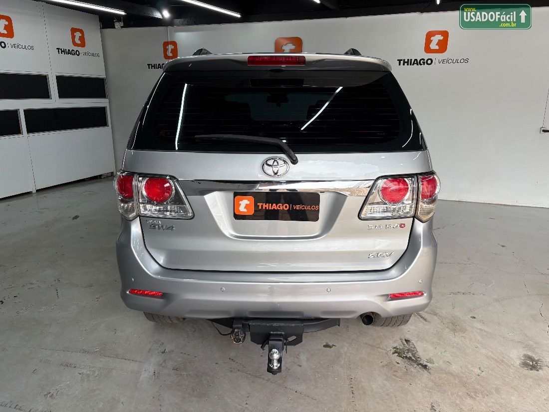 TOYOTA Hilux SW4 SRV 3.0 4x4 TDI Automático Diesel 2015/2015 — foto 8 de 20